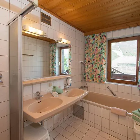 Apartment Kristall Zell am See