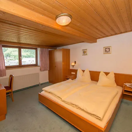 Kristall Apartment